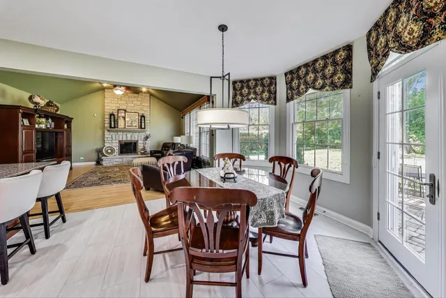 $1,200,000 | 1518 North Patton Avenue, Arlington Heights, IL 60004