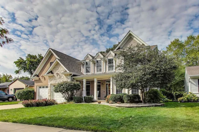 $1,200,000 | 1518 North Patton Avenue, Arlington Heights, IL 60004