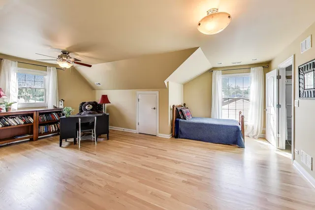 $1,200,000 | 1518 North Patton Avenue, Arlington Heights, IL 60004