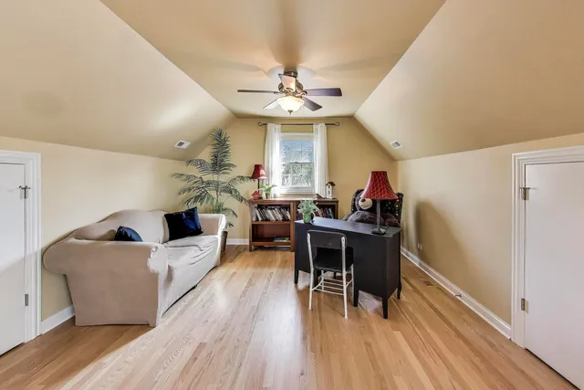 $1,200,000 | 1518 North Patton Avenue, Arlington Heights, IL 60004