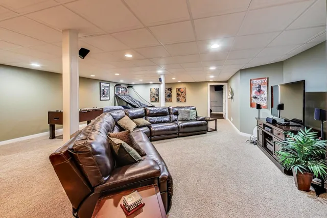 $1,200,000 | 1518 North Patton Avenue, Arlington Heights, IL 60004