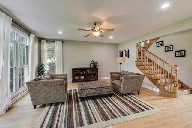 $1,200,000 | 1518 North Patton Avenue, Arlington Heights, IL 60004