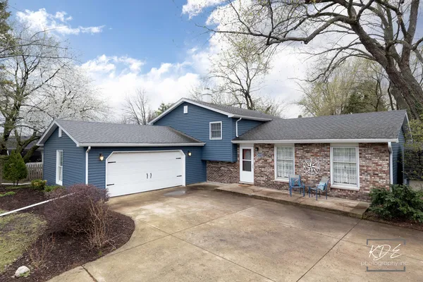 $475,000 | 24143 103rd Street, Naperville, IL 60564