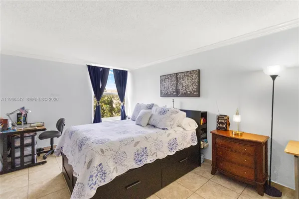 $279,900 | Fountainebleau, Miami, FL 33172