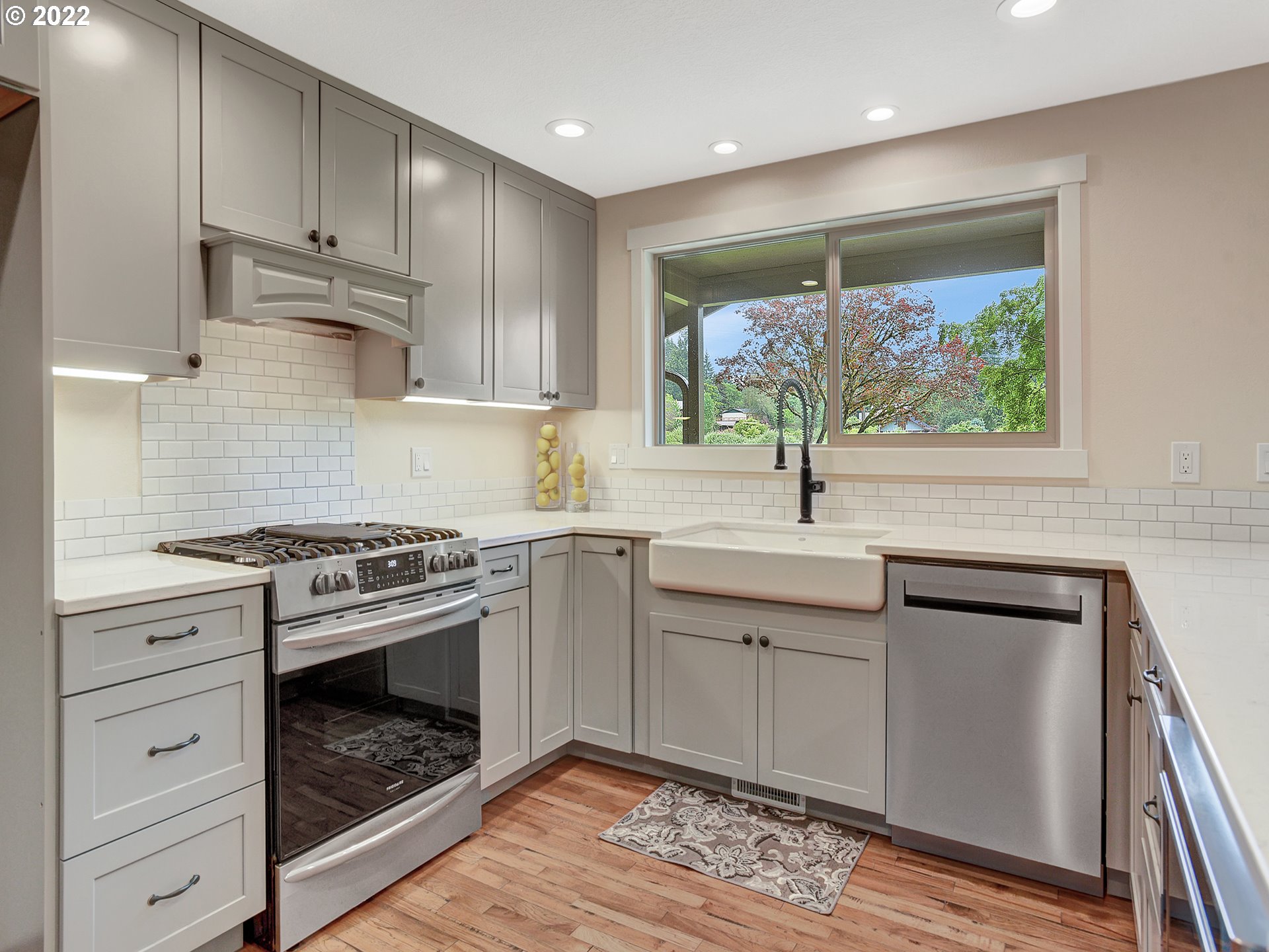 37490 Southeast Dunn Road Sandy, OR 97055 - Photo 8 of 29 a kitchen with a stove oven and sink