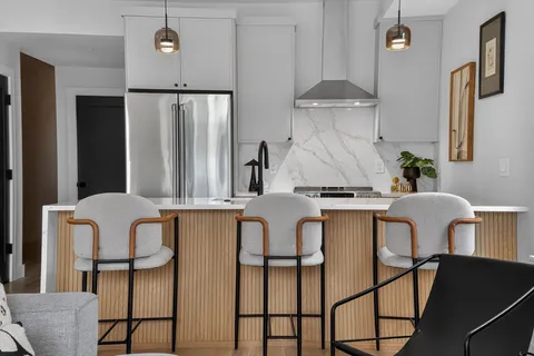 $919,000 | 54 Dorset Street, Unit 6, Boston, MA 02125
