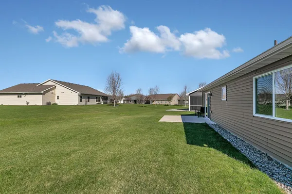$335,000 | 153 Glenview Loop, St. Cloud, MN 56303