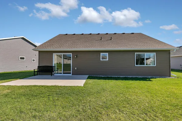 $335,000 | 153 Glenview Loop, St. Cloud, MN 56303