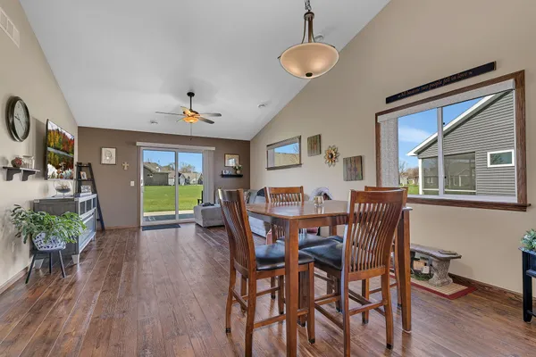 $335,000 | 153 Glenview Loop, St. Cloud, MN 56303