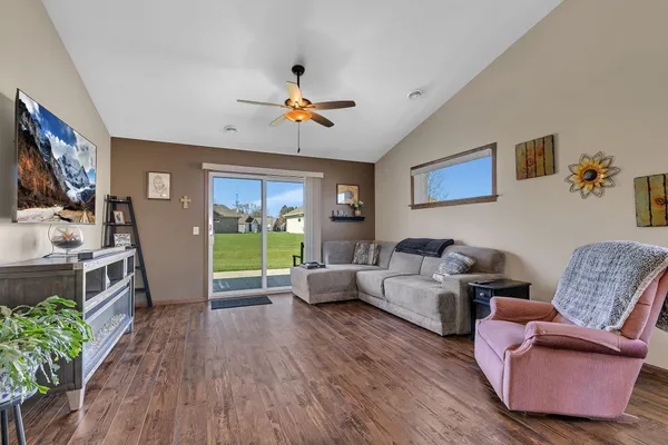 $335,000 | 153 Glenview Loop, St. Cloud, MN 56303