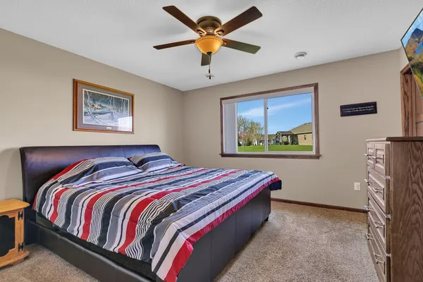 $335,000 | 153 Glenview Loop, St. Cloud, MN 56303