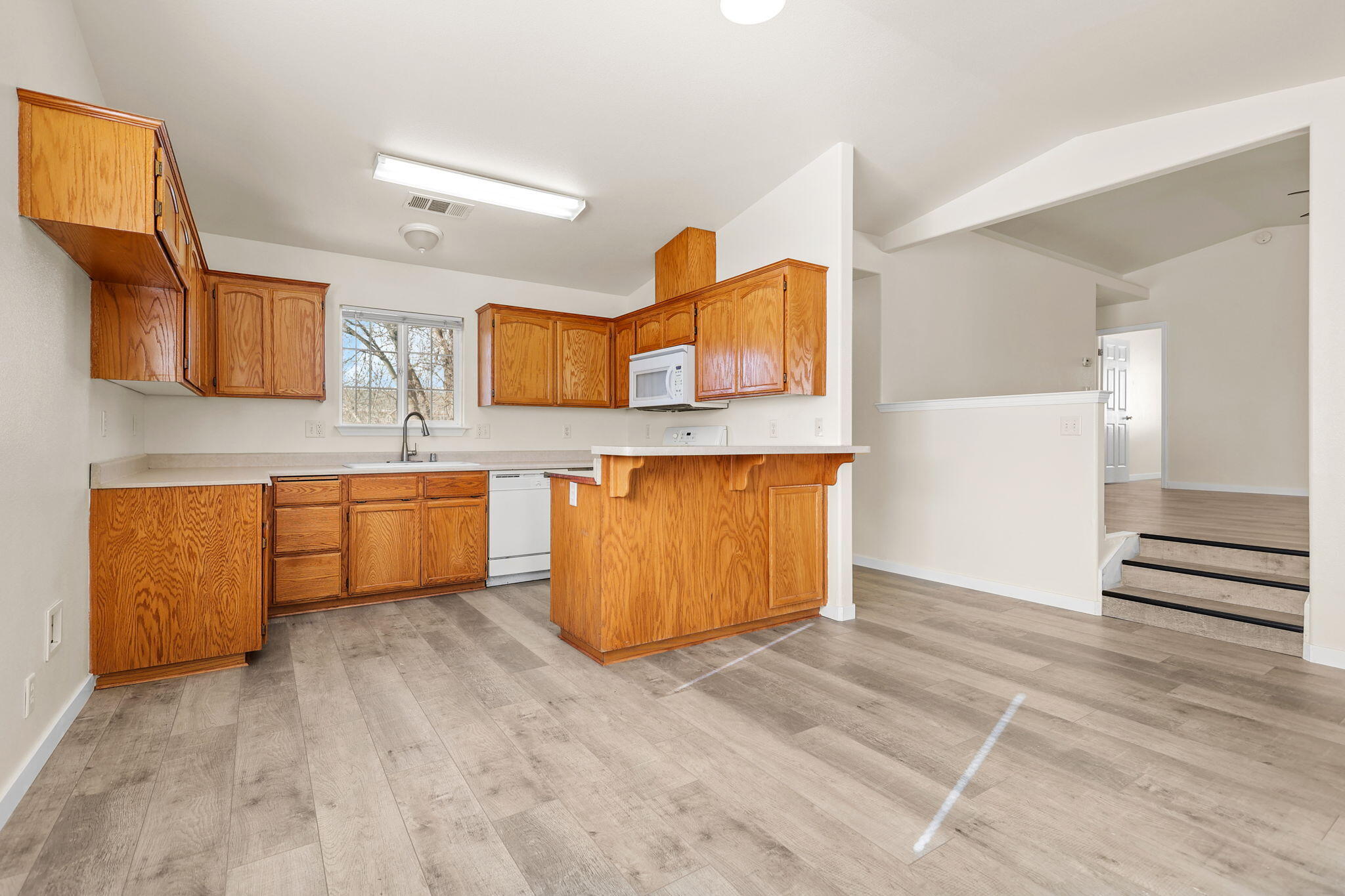 105 Kimick Way Red Bluff, CA 96080 - Photo 7 of 25 105 Kimick Way