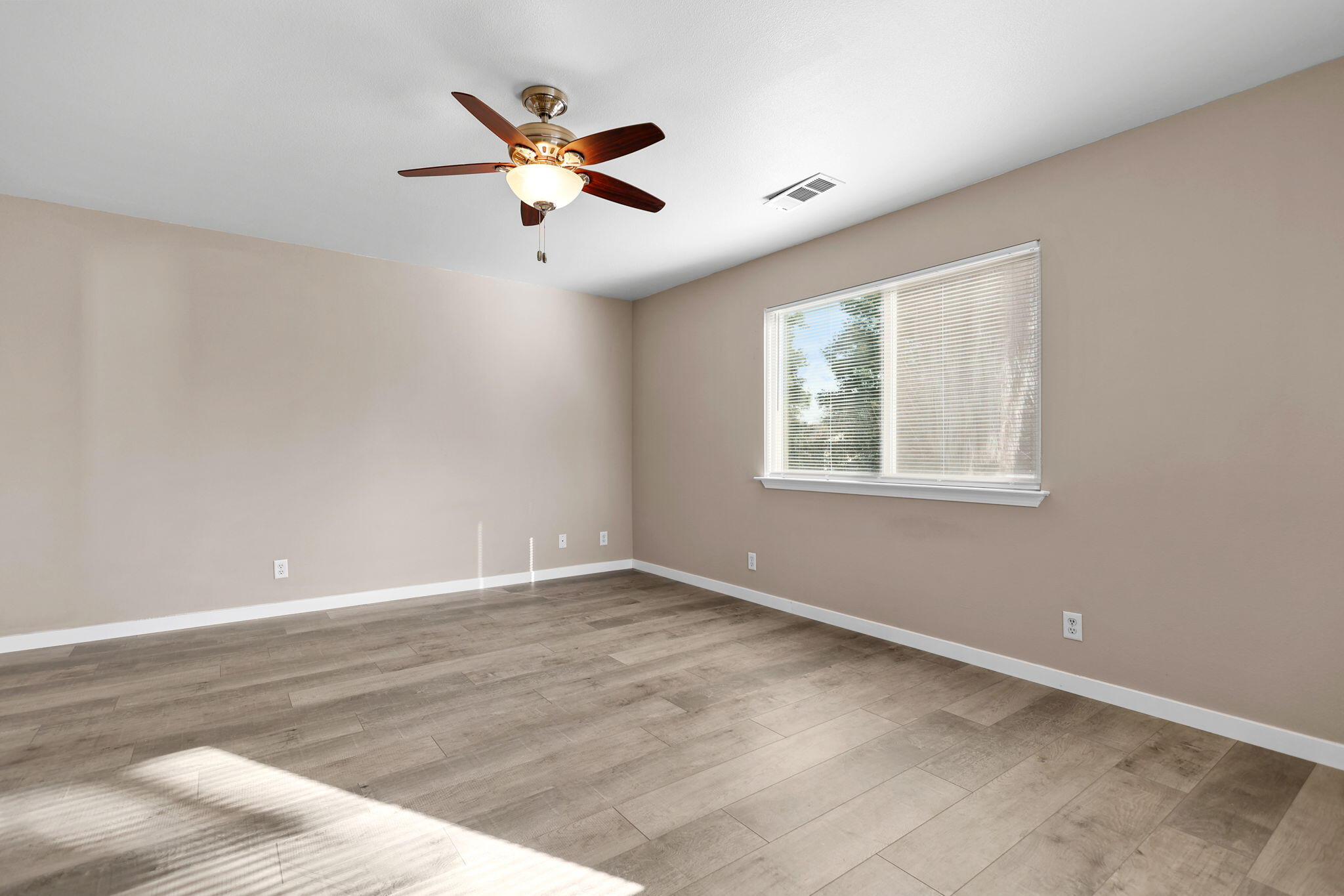 105 Kimick Way Red Bluff, CA 96080 - Photo 8 of 25 105 Kimick Way