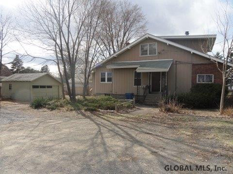 718 Curry Road Rotterdam, NY 12306 - Photo 3 of 17 Photo 3