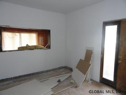 718 Curry Road Rotterdam, NY 12306 - Photo 6 of 17 Photo 6