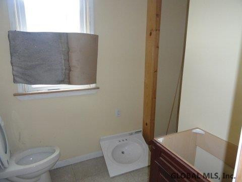 718 Curry Road Rotterdam, NY 12306 - Photo 7 of 17 Photo 7