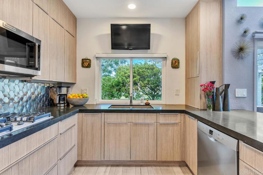 4125 Pindar Way Oceanside, CA 92056 - Photo 21 of 51