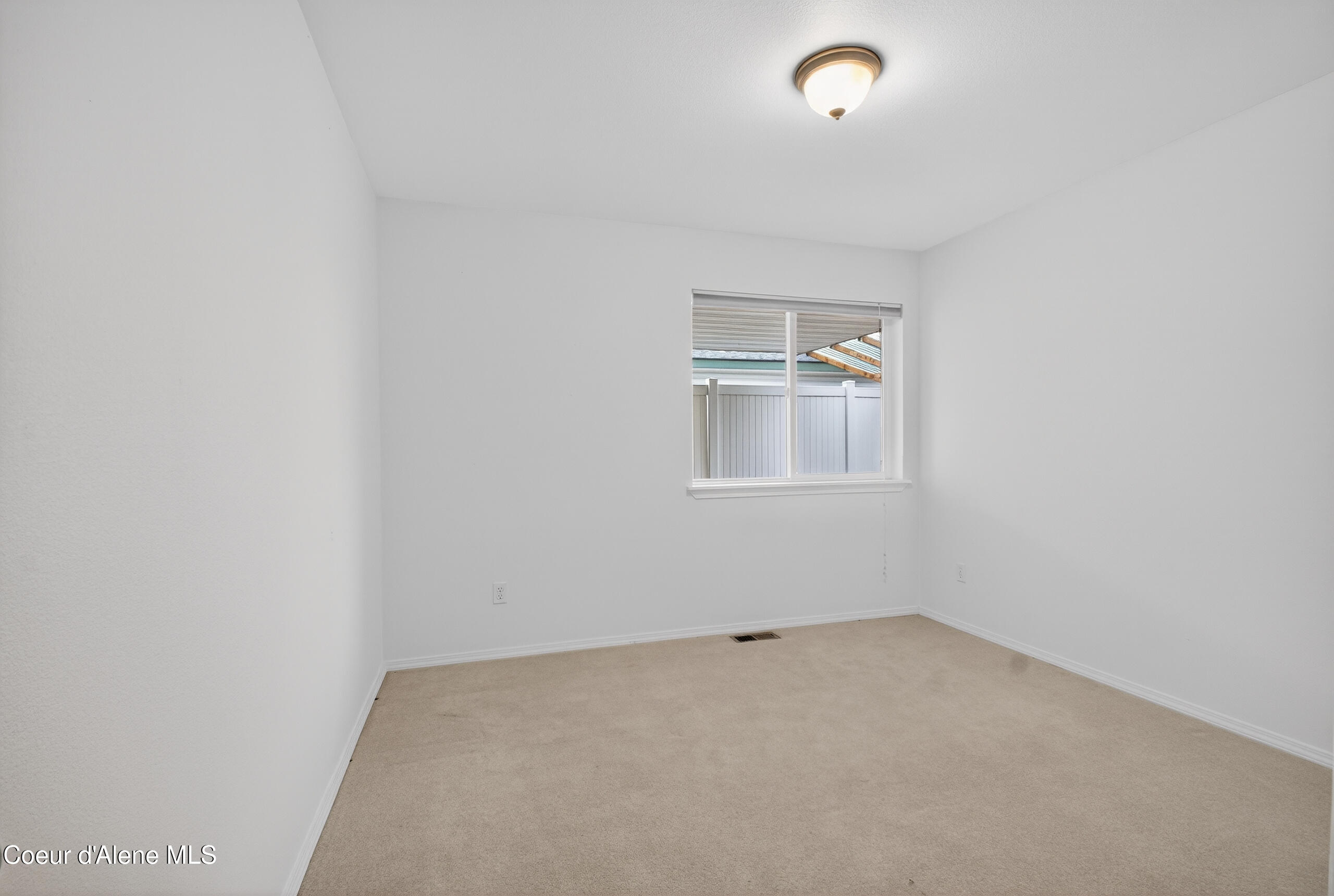 13596 North Kings Canyon Road Rathdrum, ID 83858 - Photo 17 of 31 Bedroom