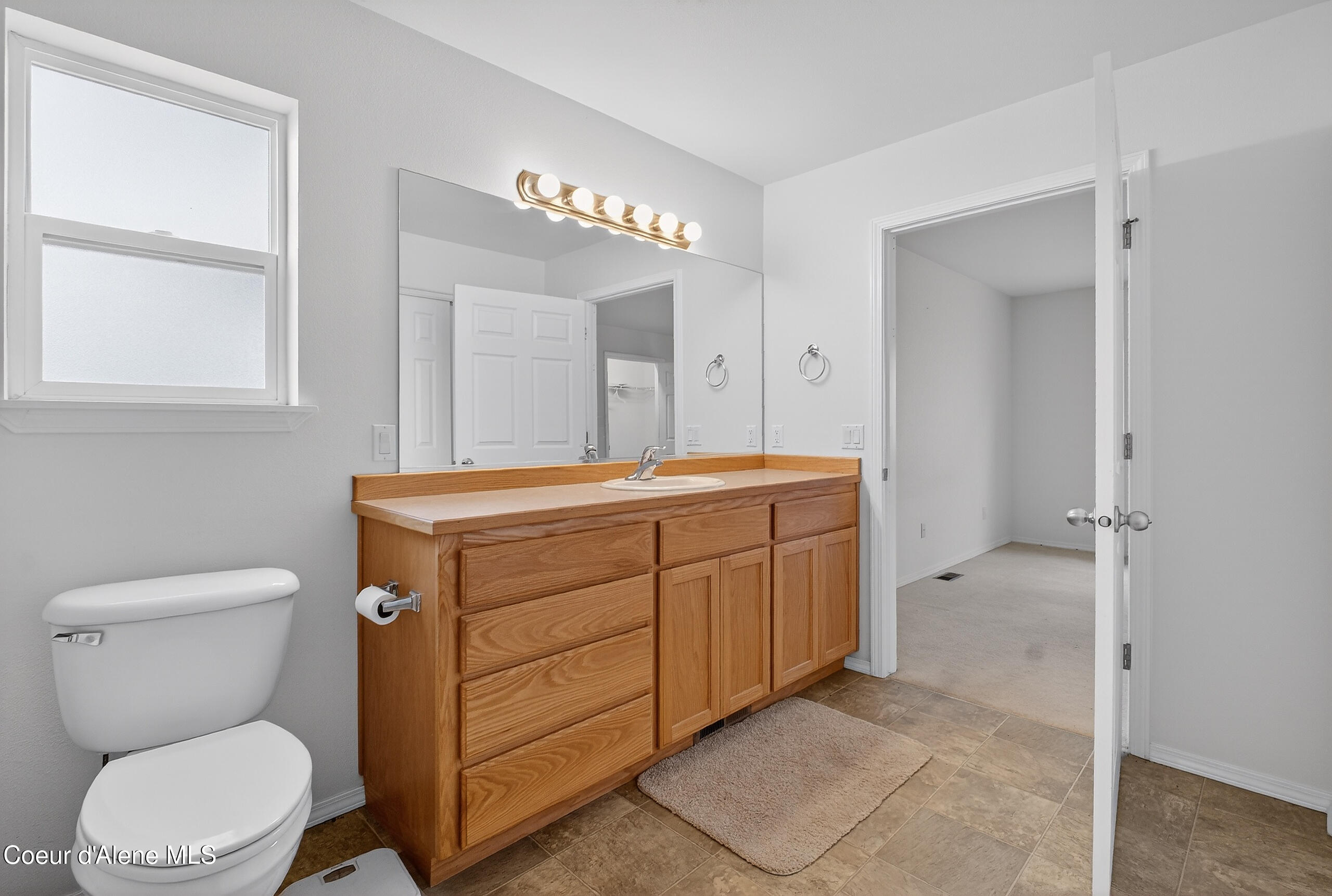 13596 North Kings Canyon Road Rathdrum, ID 83858 - Photo 23 of 31 Master Bath