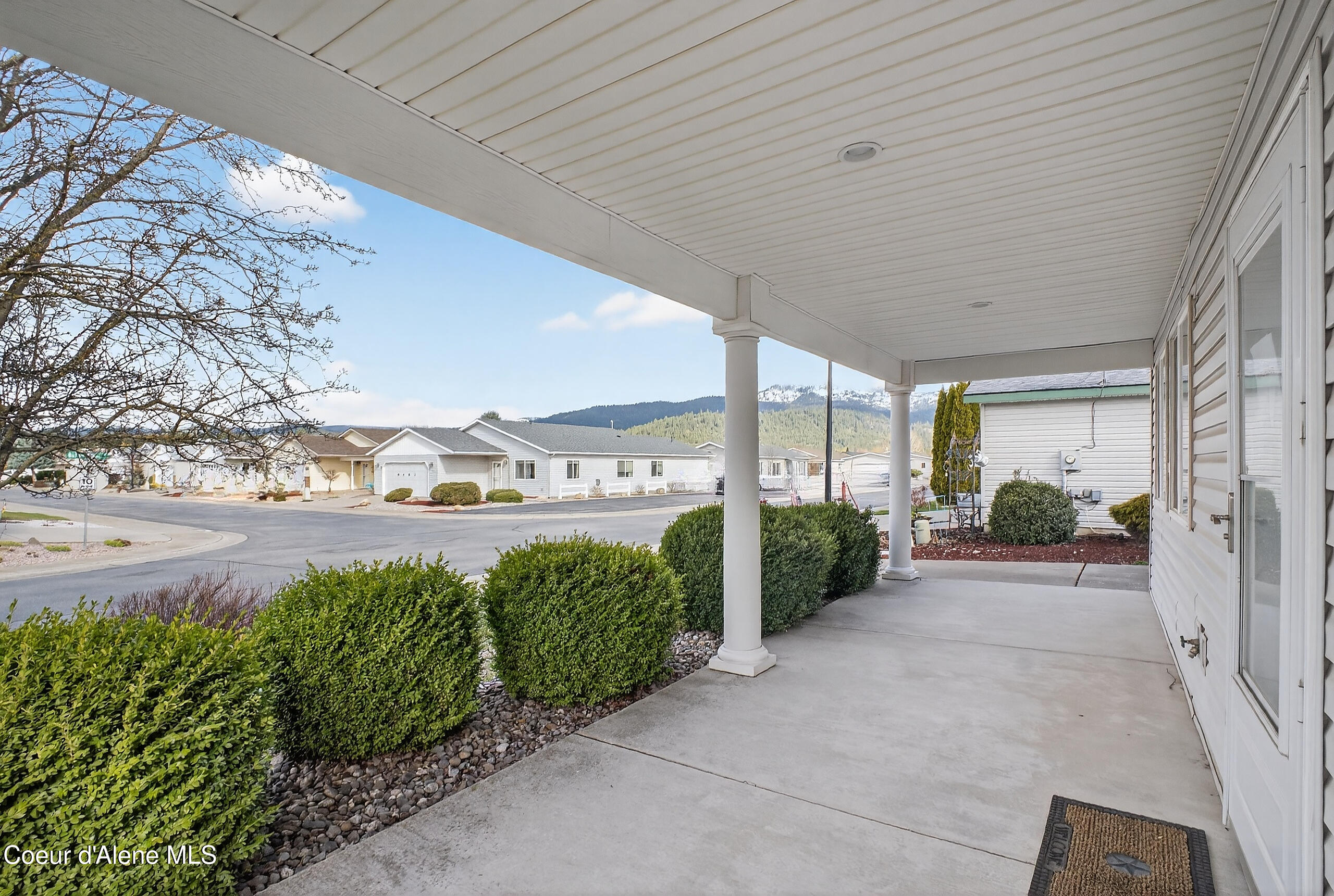 13596 North Kings Canyon Road Rathdrum, ID 83858 - Photo 30 of 31 Porch