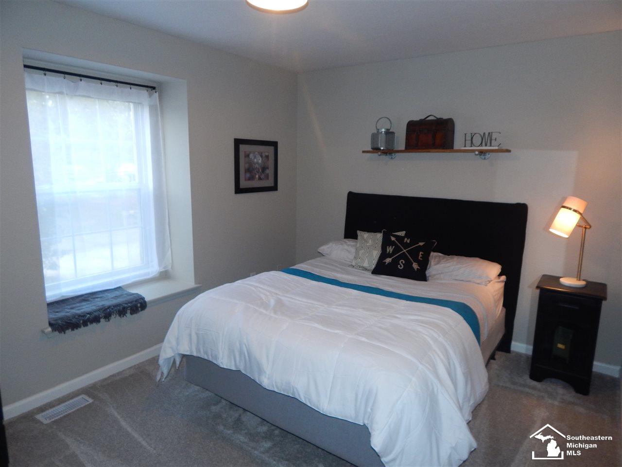 4325 Consear Road Ottawa Lake, MI 49267 - Photo 15 of 23 Bedroom