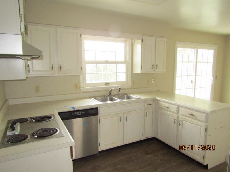 780 Stoneham Road Saginaw, MI 48638 - Photo 13 of 17