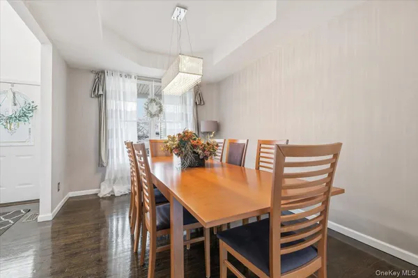 $1,125,000 | 24 Ridge Court, Hauppauge, NY 11788