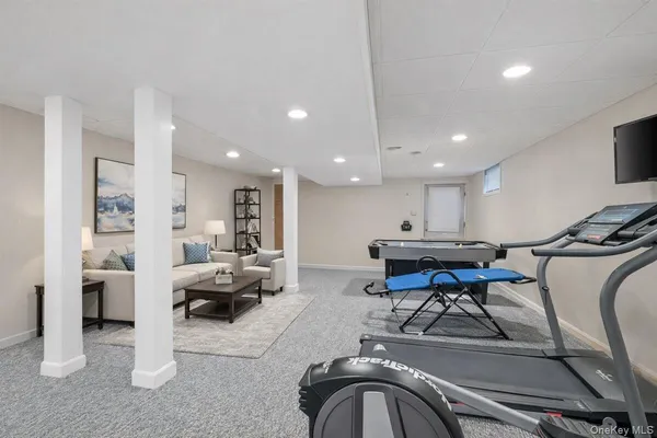 $1,125,000 | 24 Ridge Court, Hauppauge, NY 11788