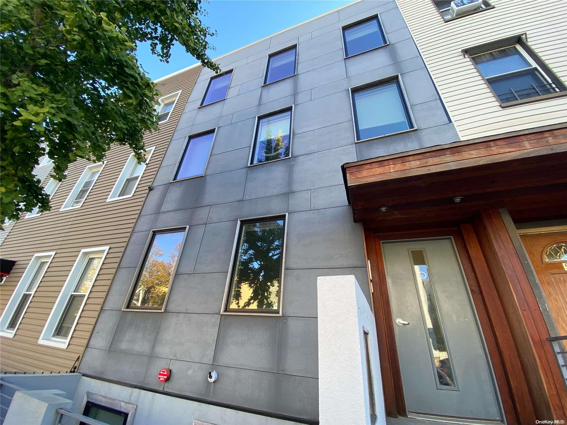 516 Lorimer Street Brooklyn, NY 11211 - Photo 1 of 1