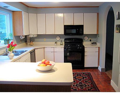 494 Station Road Amherst, MA 01002 - Photo 12 of 27