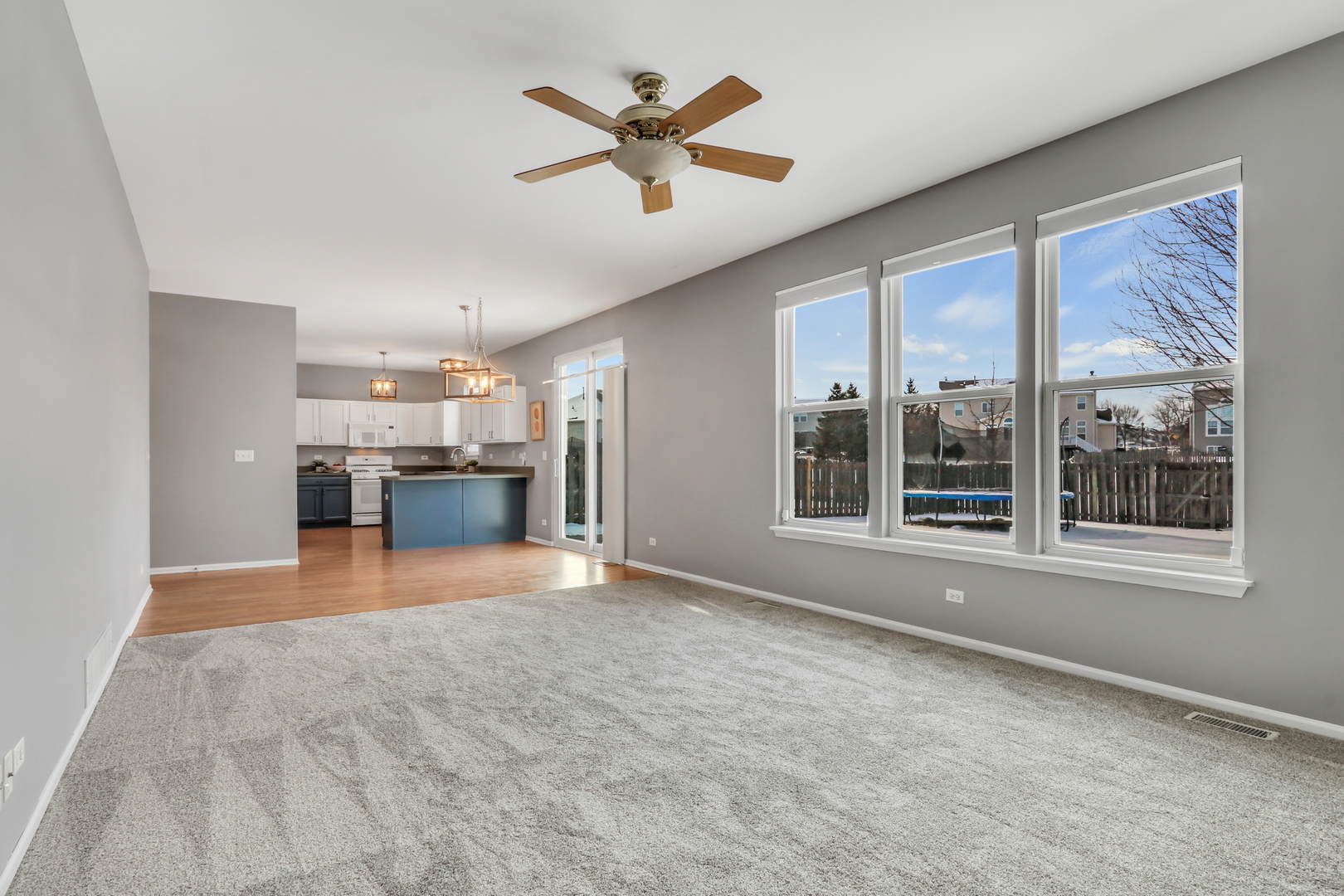 90 Inverness Court Round Lake, IL 60073 - Photo 13 of 44