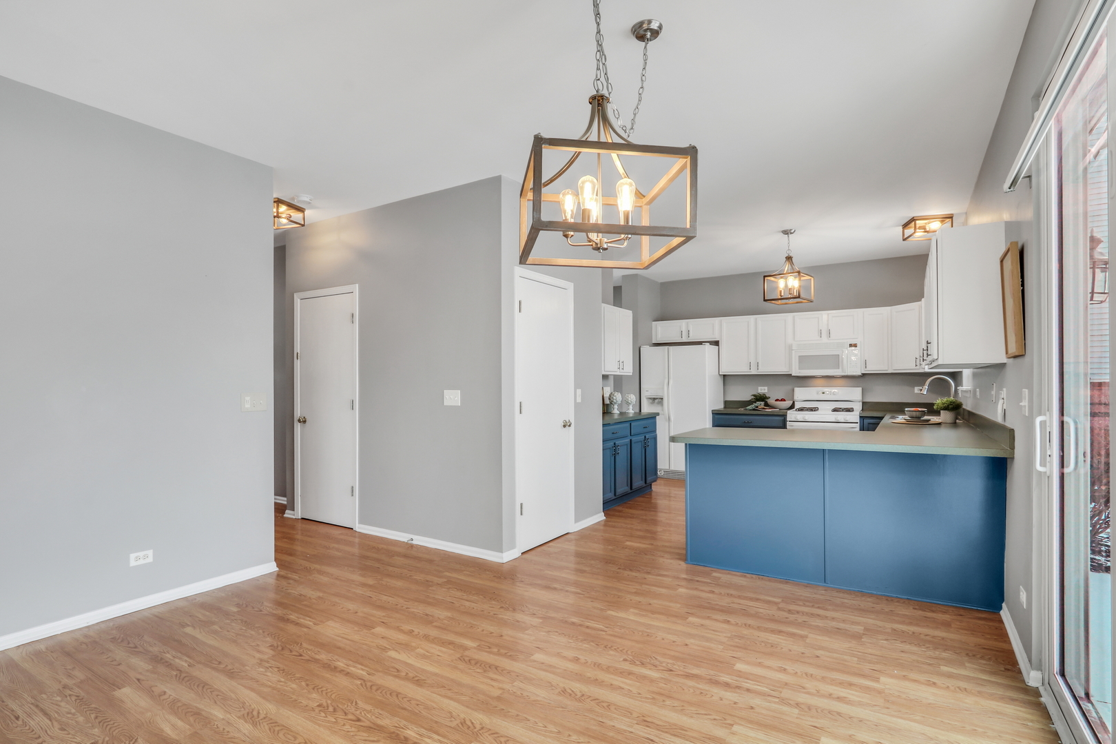 90 Inverness Court Round Lake, IL 60073 - Photo 15 of 44