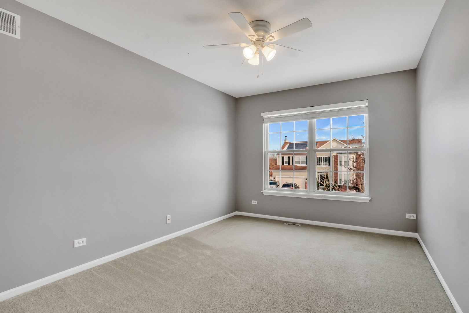 90 Inverness Court Round Lake, IL 60073 - Photo 31 of 44