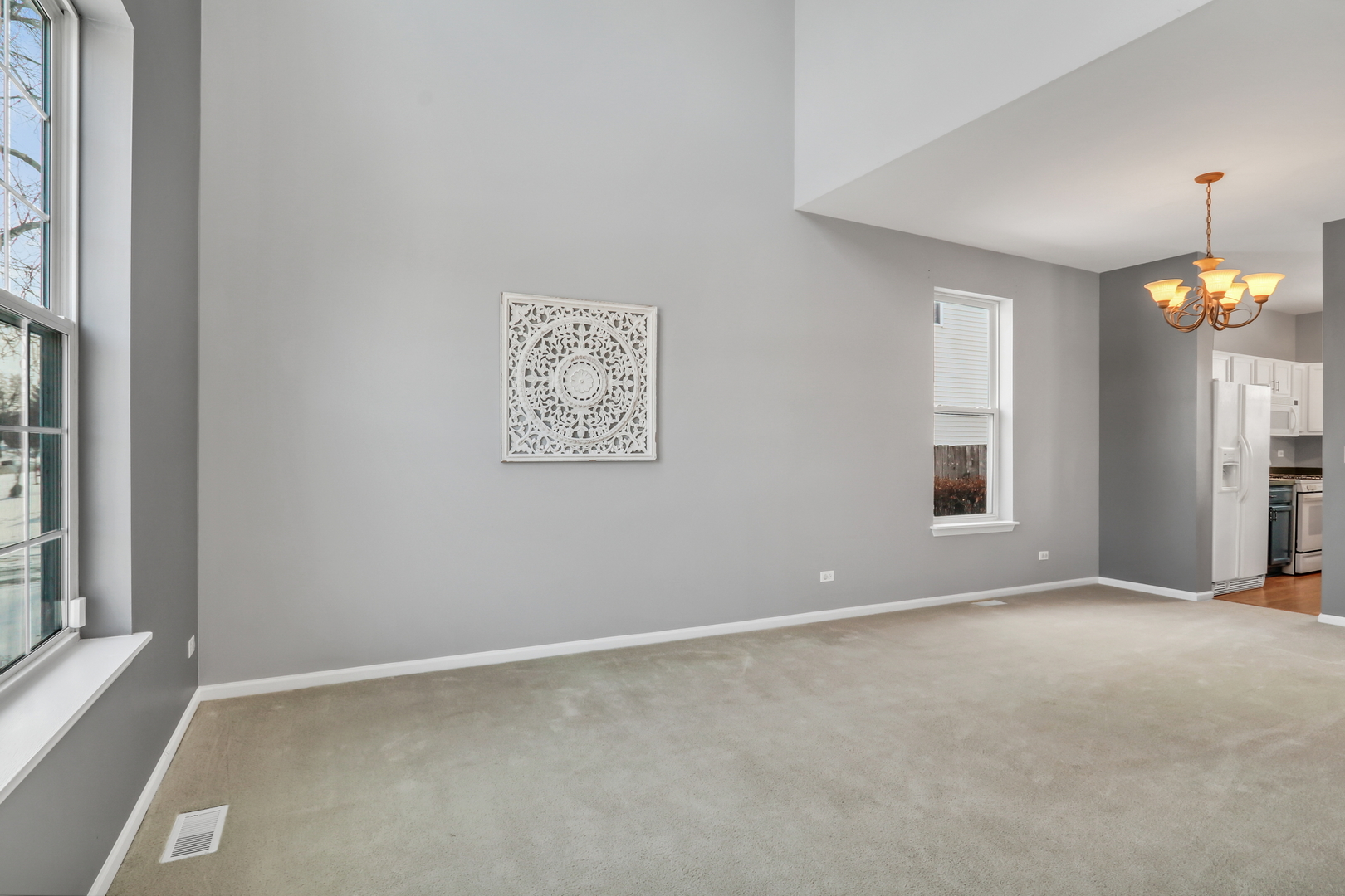 90 Inverness Court Round Lake, IL 60073 - Photo 4 of 44