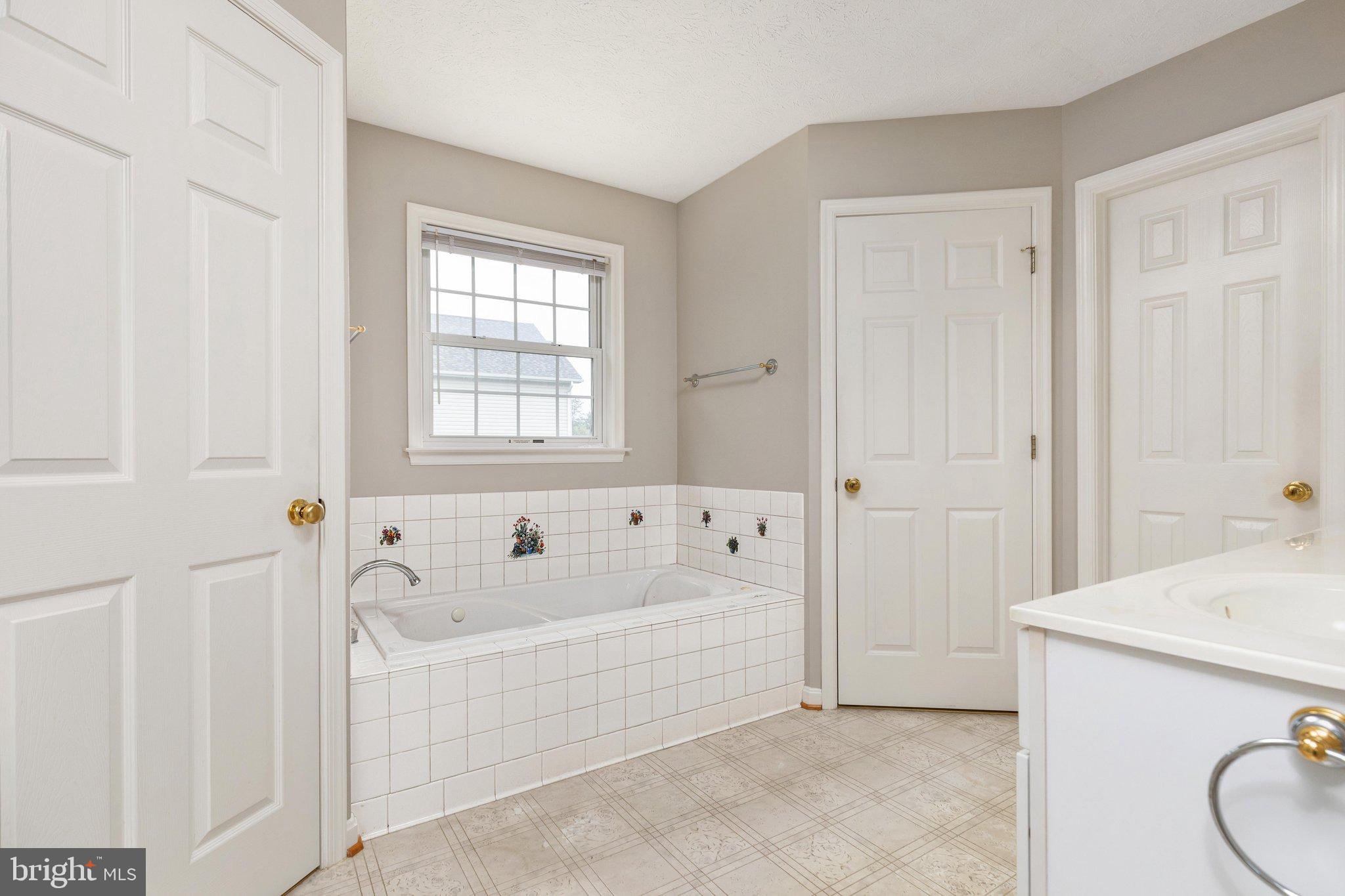 307 Canyon Road Winchester, VA 22602 - Photo 21 of 61 Gallery Image 21