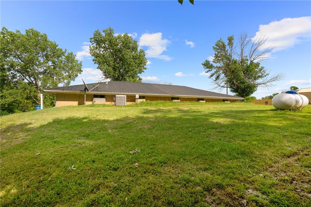 16527 Varner Road Mayview, MO 64071 - Photo 33 of 34