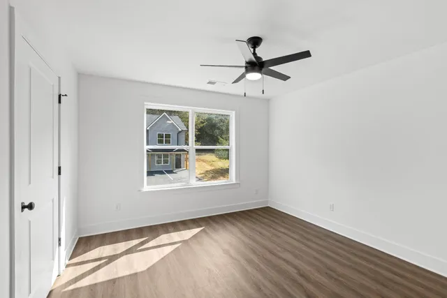 $1,300 | 40 East Avenue, Rossville, GA 30741