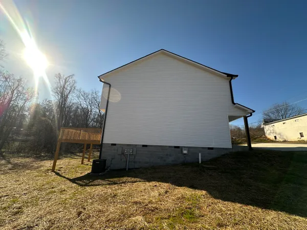 $1,300 | 42 East Avenue Avenue, Rossville, GA 30741