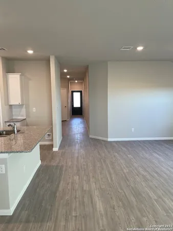 $1,895 | 10538 Borlaug Street, Converse, TX 78109