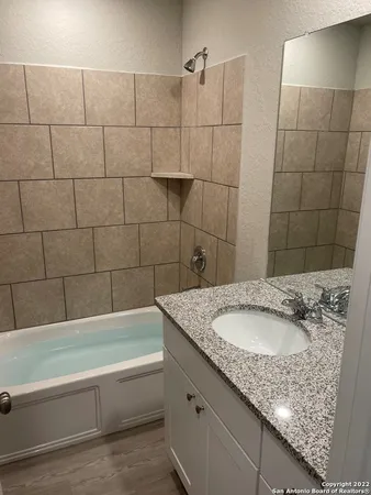 $1,895 | 10538 Borlaug Street, Converse, TX 78109