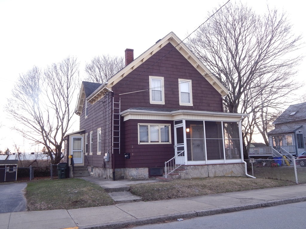 215 Anthony Street Fall River, MA 02721 - Photo 2 of 17 Gallery Image 2