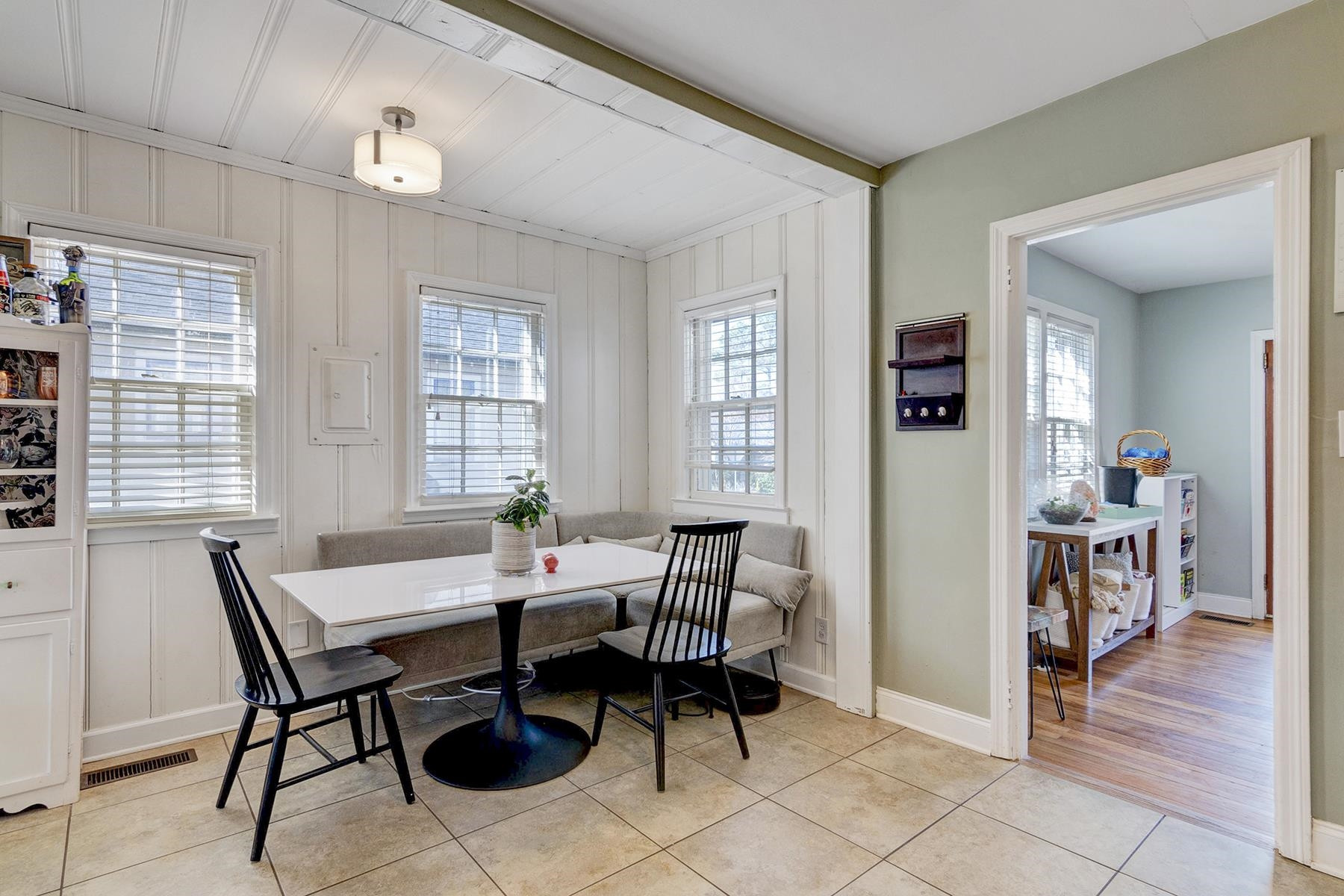 224 Glascock Street Raleigh, NC 27604 - Photo 9 of 28 Breakfast Area