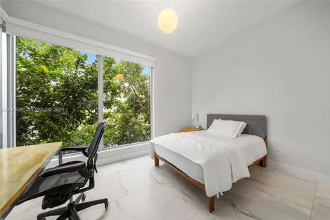 $999,000 | 545 Southwest 11th Street, Unit 208, Miami, FL 33129