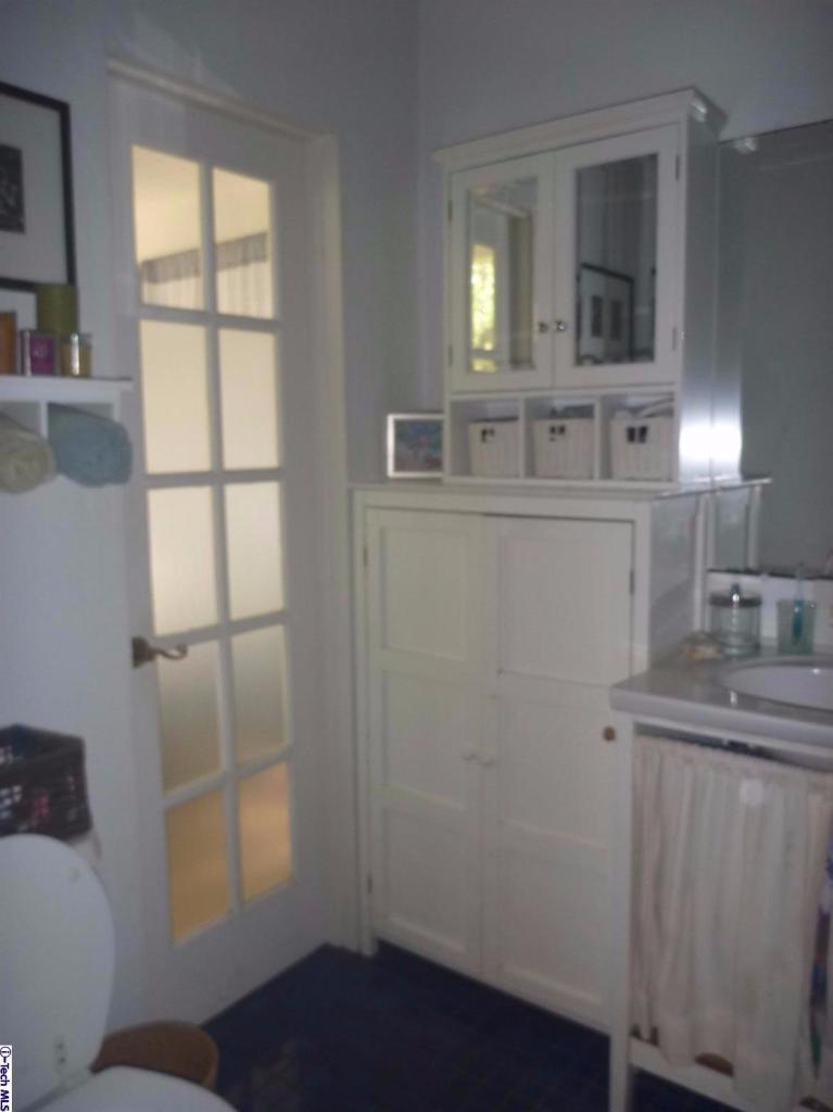 563 East Woodbury Road Altadena, CA 91001 - Photo 13 of 27 Additional Photo