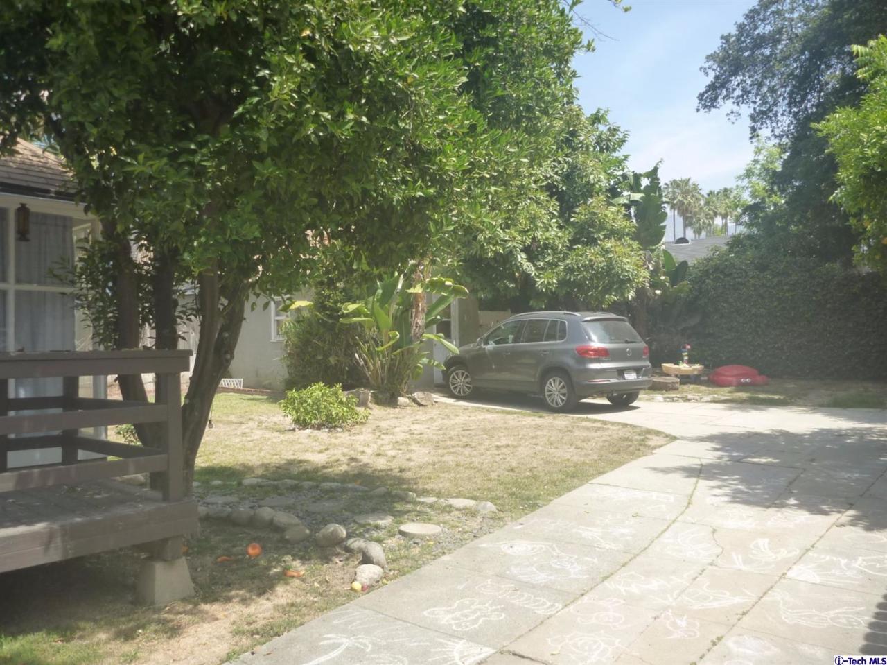 563 East Woodbury Road Altadena, CA 91001 - Photo 19 of 27 Additional Photo