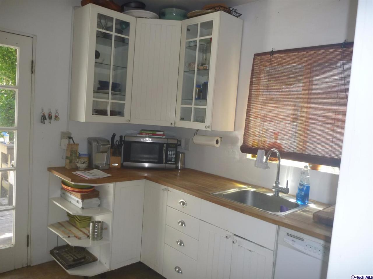 563 East Woodbury Road Altadena, CA 91001 - Photo 5 of 27 Additional Photo