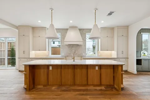 $2,595,000 | 7302 Coronado Avenue, Dallas, TX 75214