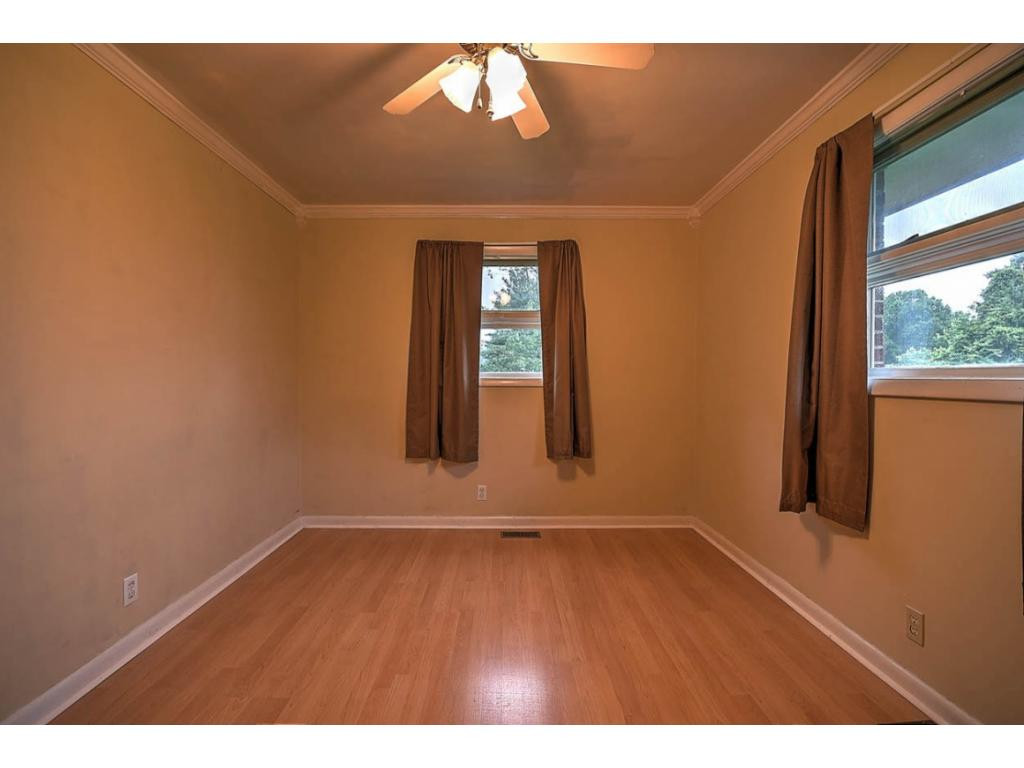 4621 Old Stage Road Kingsport, TN 37664 - Photo 11 of 34 Photo 11