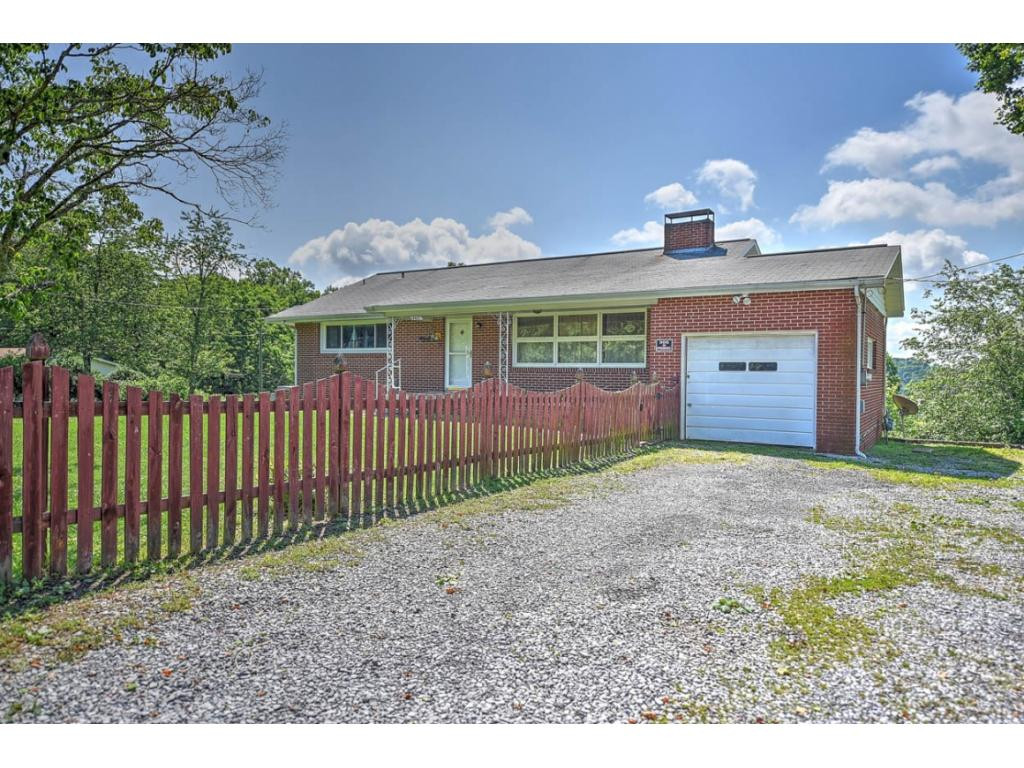 4621 Old Stage Road Kingsport, TN 37664 - Photo 29 of 34 Photo 29