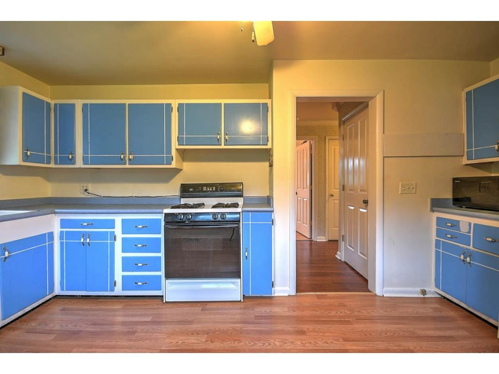 4621 Old Stage Road Kingsport, TN 37664 - Photo 7 of 34 Photo 7